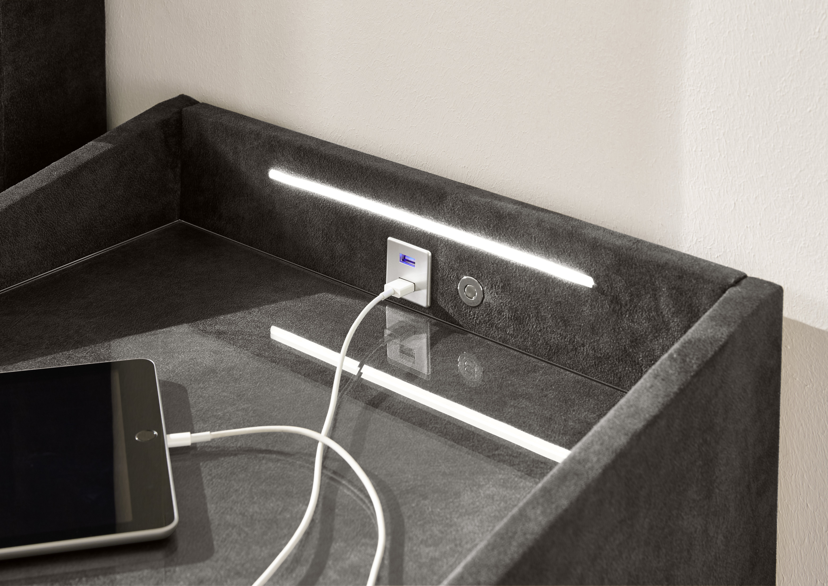 BlackRedWhite von Nachtkommode USB-Anschluss MOON Dunkelbraun inkl und LED-Beleuchtung